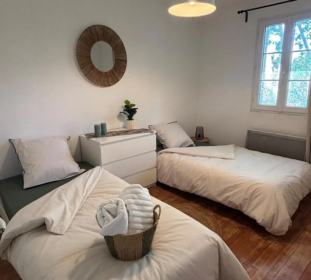 Maison Clim Ville - Arenes Arles - Train Station 6 People Holiday home